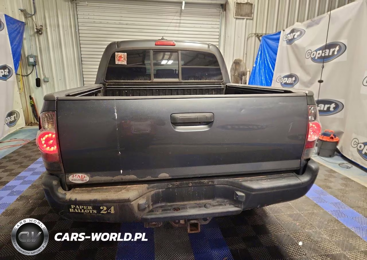 2011 Toyota Tacoma Double Cab VIN:3TMLU4EN8BM066275 - 6