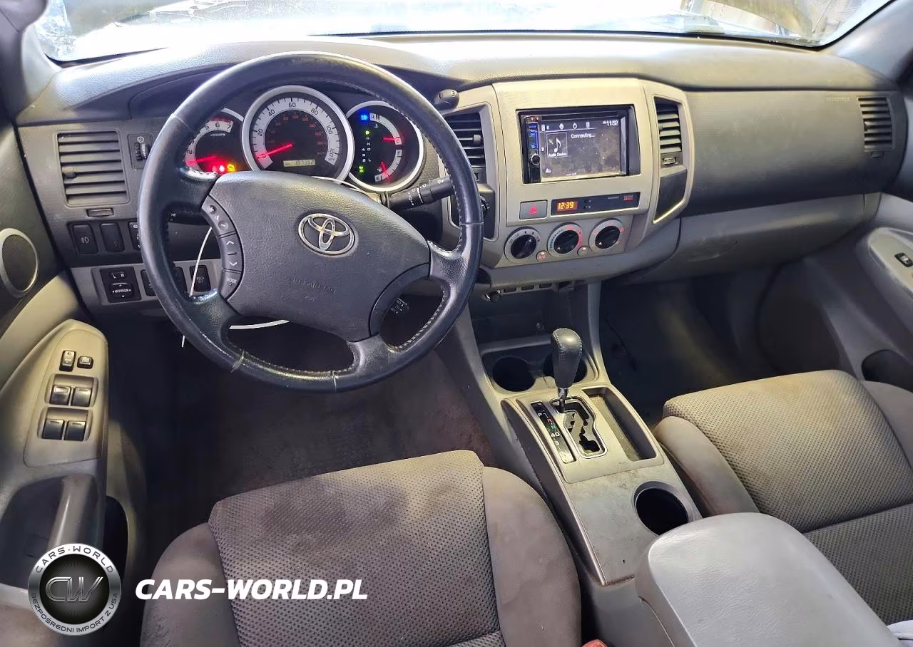 2011 Toyota Tacoma Double Cab VIN:3TMLU4EN8BM066275 - 8