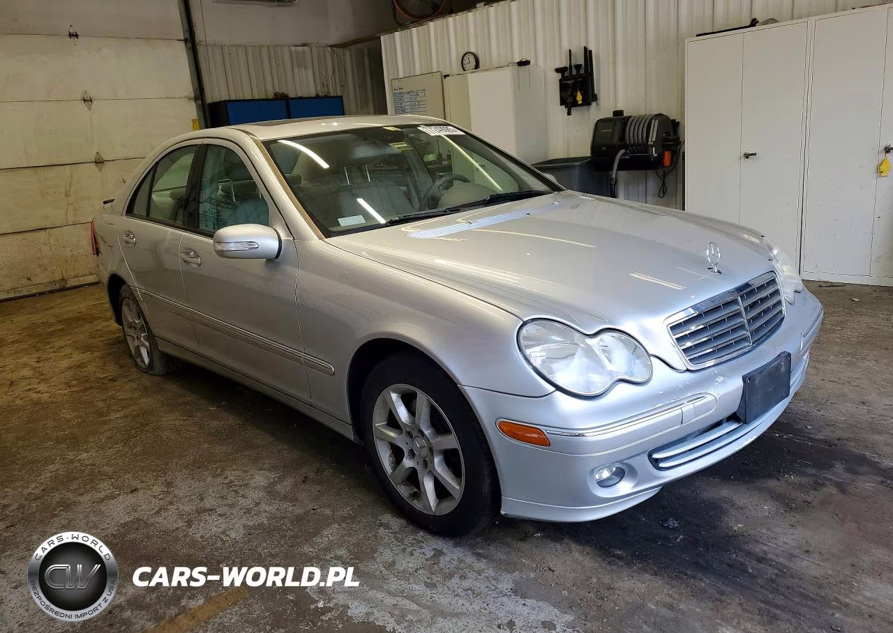 2007 Mercedes-Benz C 280 4Matic VIN:WDBRF92H67F850640 - 4