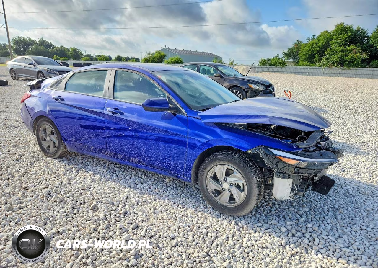 2025 Hyundai Elantra Se VIN:KMHLL4DG4SU041242 - 4