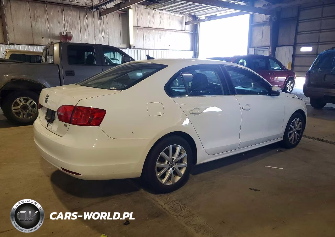 2014 Volkswagen Jetta Se VIN:3VWD07AJ5EM371092 - 3