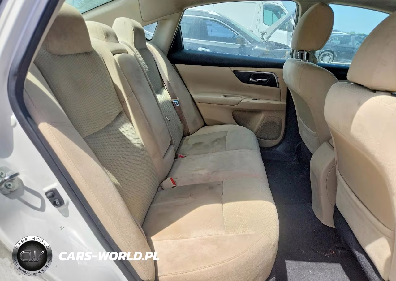 2015 Nissan Altima 2.5 S VIN:1N4AL3AP4FN905447 - 10