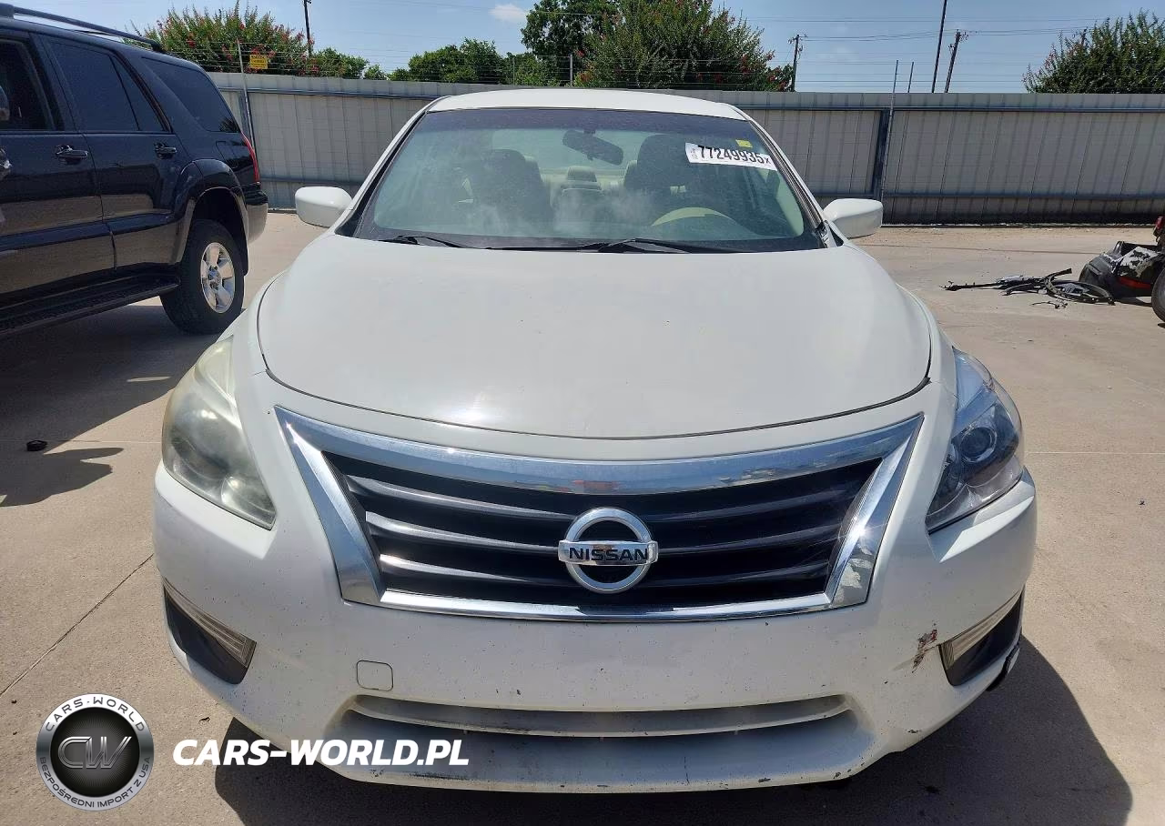 2015 Nissan Altima 2.5 S VIN:1N4AL3AP4FN905447 - 5