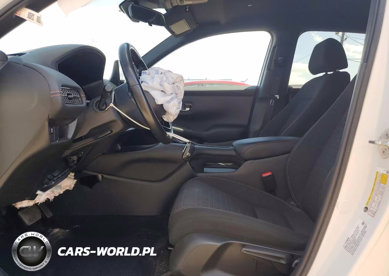 2025 Honda Hr-V Sport VIN:3CZRZ2H58SM790733 - 7
