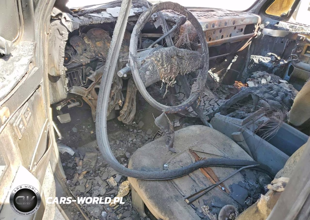 1987 Chevrolet Blazer V10 VIN:1GNEV18KXHF171096 - 8