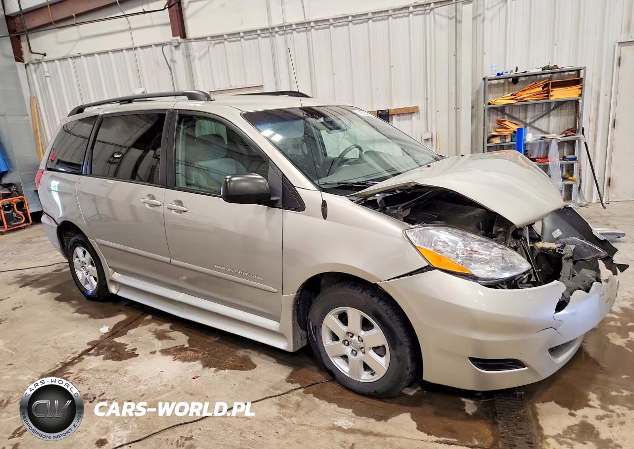 2007 Toyota Sienna Le 8-Passenger VIN:5TDZK23C87S030003 - 4