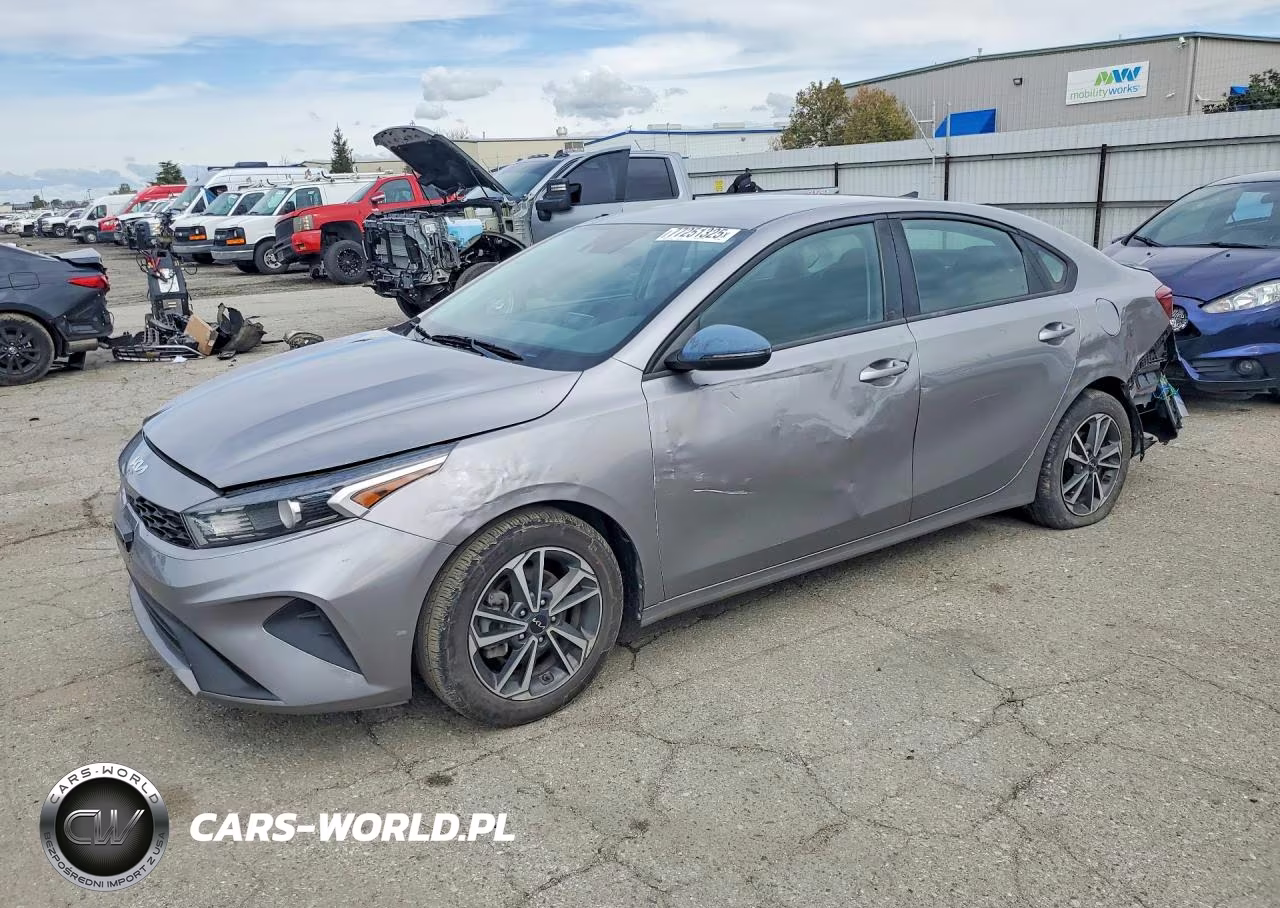 2023 Kia Forte Lx – zdjęcie 1 z 12