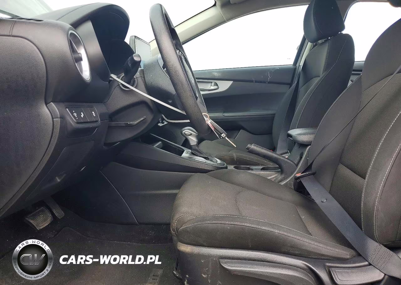 2023 Kia Forte Lx VIN:3KPF24AD5PE526560 - 7