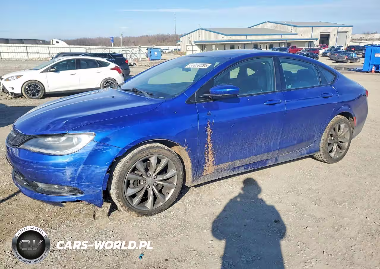 2015 Chrysler 200 S