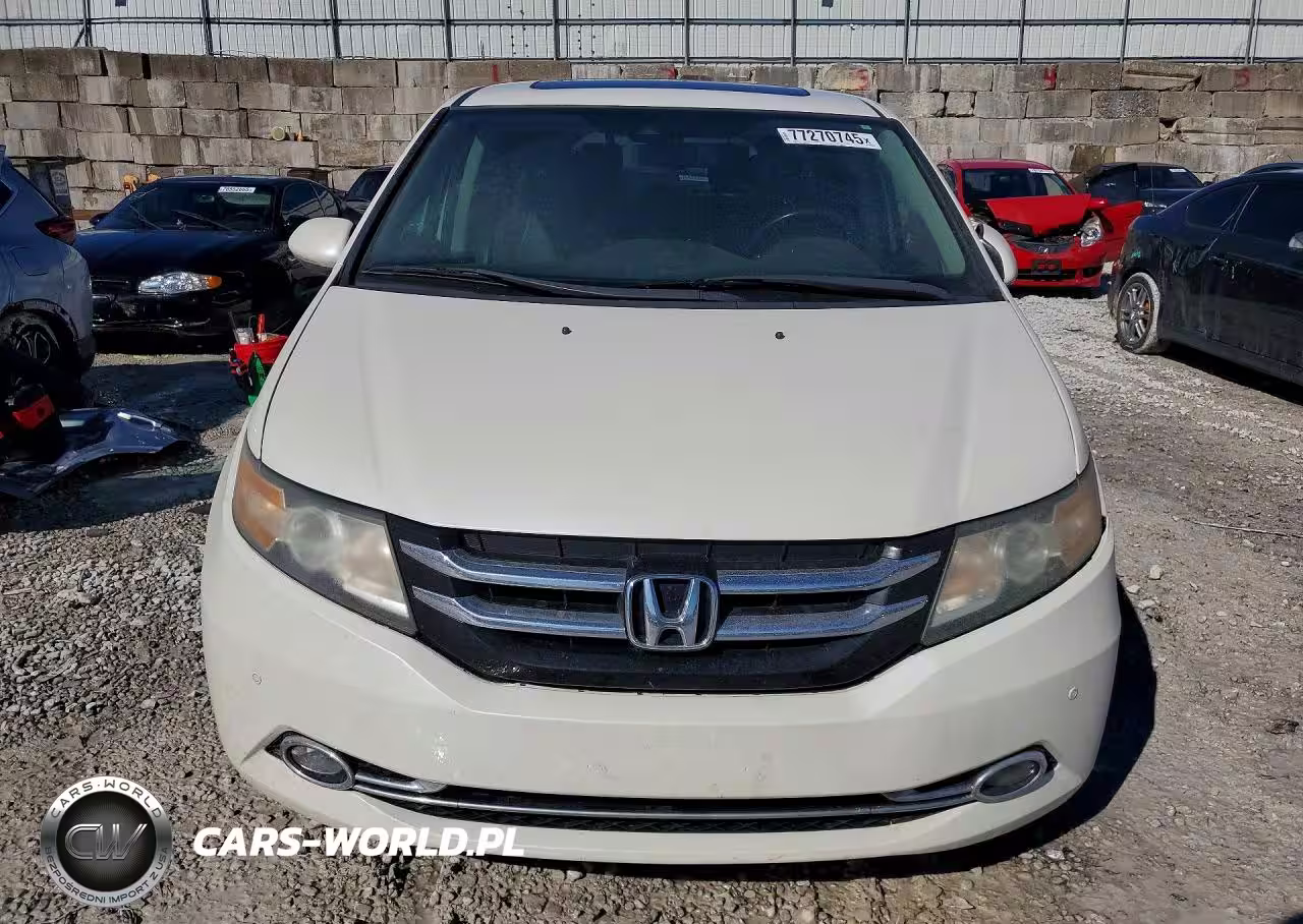 2016 Honda Odyssey Touring VIN:5FNRL5H97GB020613 - 5
