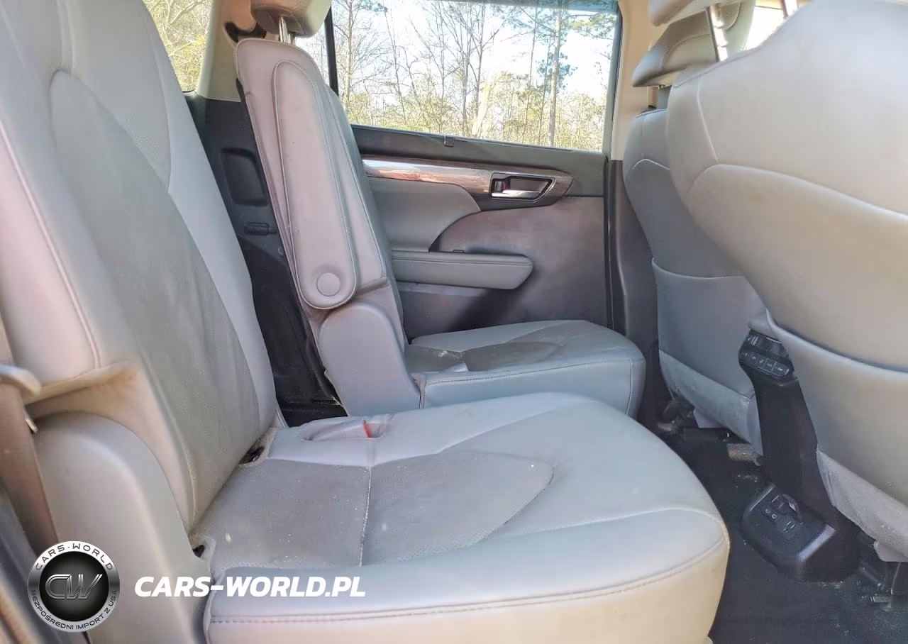 2022 Toyota Highlander Platinum VIN:5TDFZRBH8NS227836 - 11