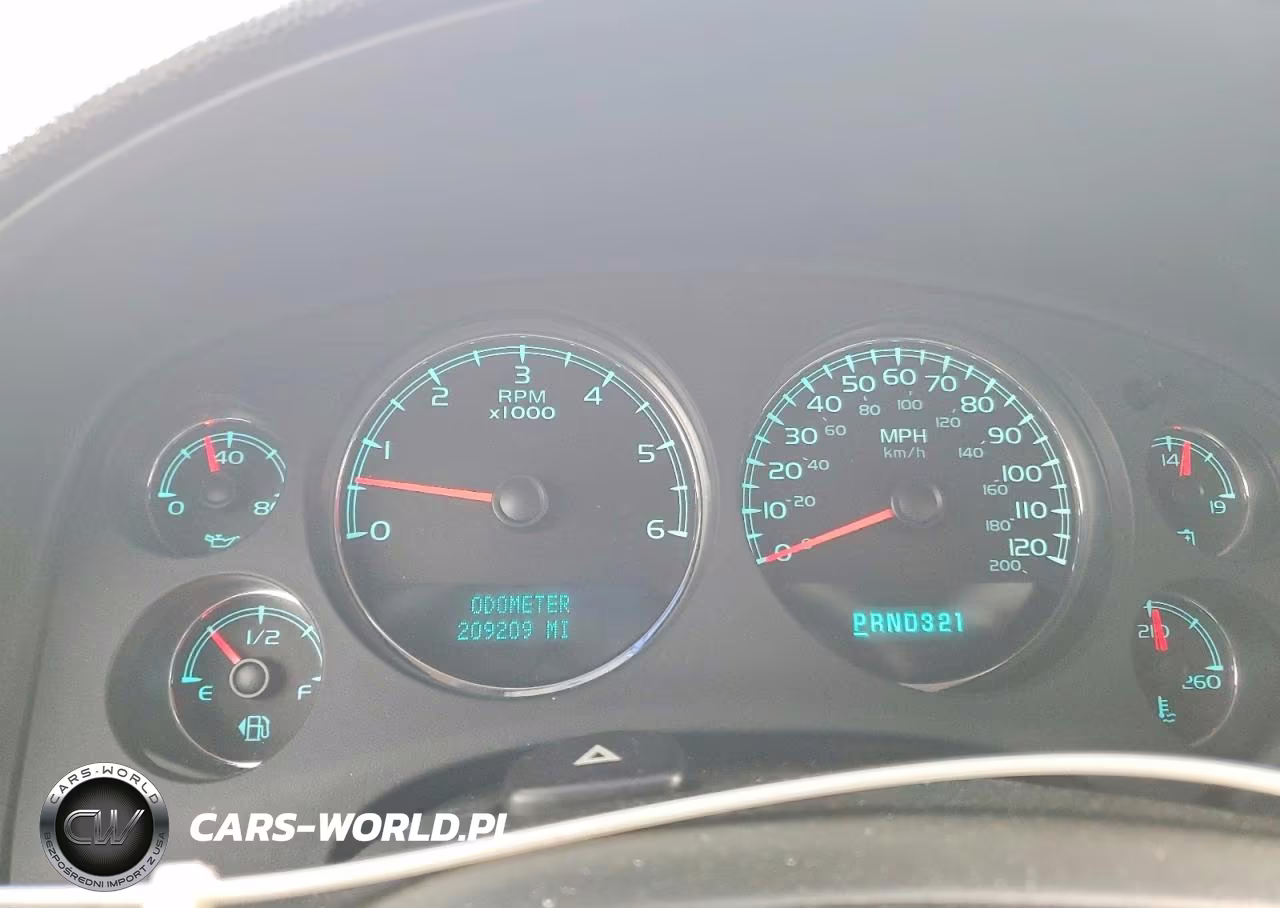 2008 Chevrolet Tahoe K1500 VIN:1GNFK13098R270235 - 9