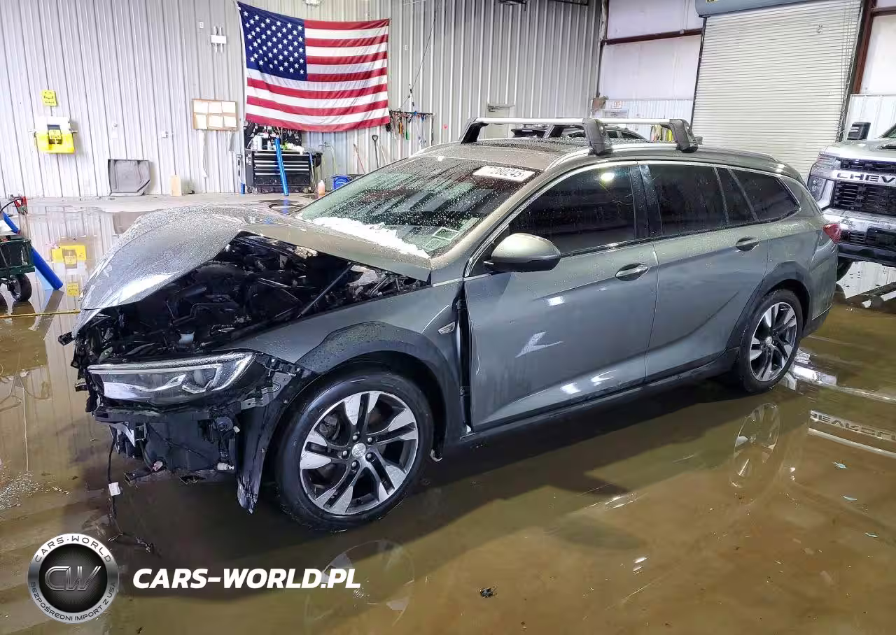 2018 Buick Regal Tourx Essence