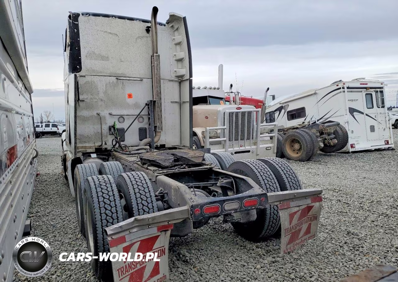 2023 Peterbilt 579 Semi Truck VIN:1XPBDP9X5PD886372 - 3