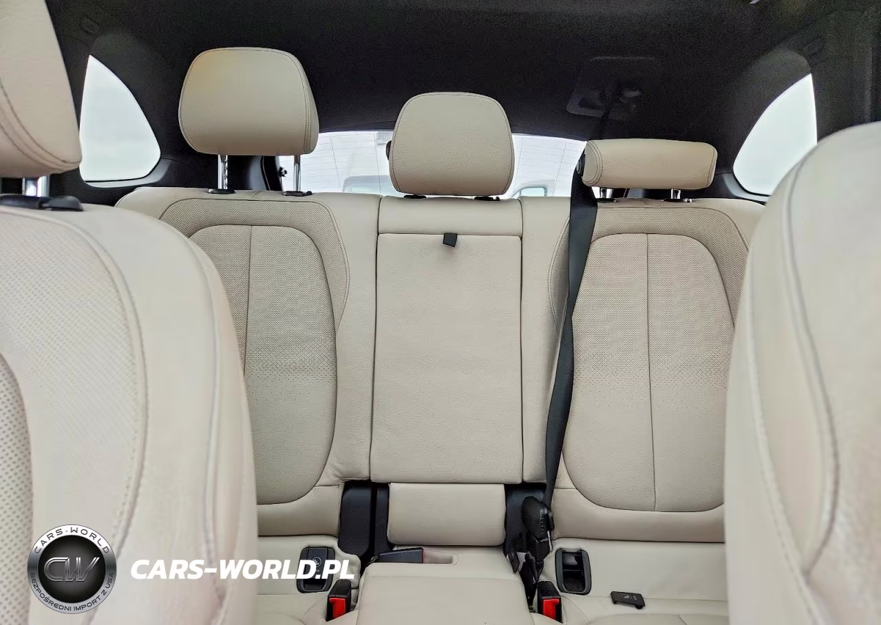 2017 BMW X1 xDrive28I VIN:WBXHT3C39H5F84579 - 10