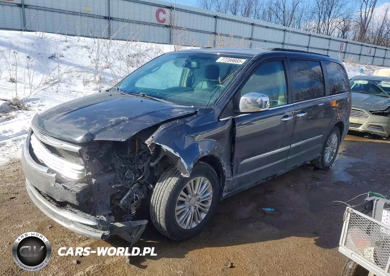 2016 Chrysler Town & Country Touring L