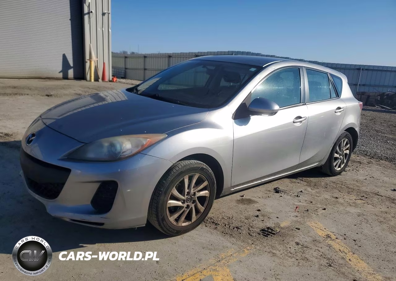 2013 Mazda 3 I