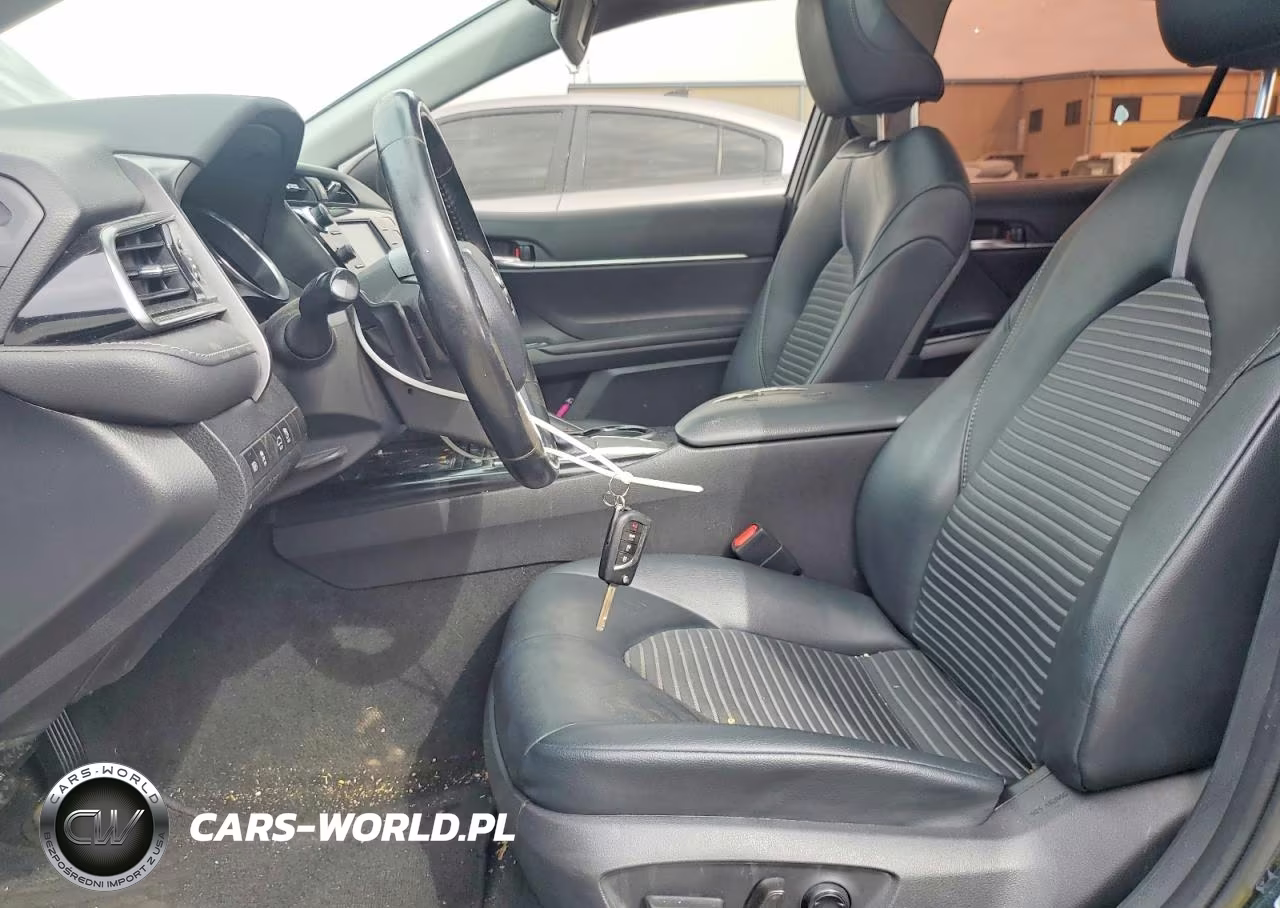 2020 Toyota Camry Se VIN:4T1G11AK4LU899505 - 7