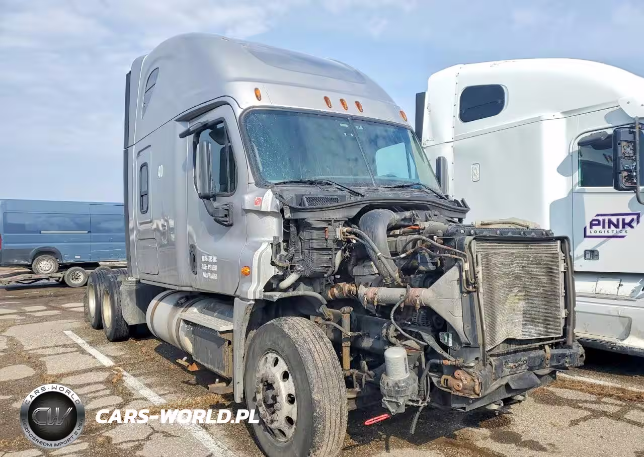 2018 Freightliner Cascadia 125 Semi Truck
