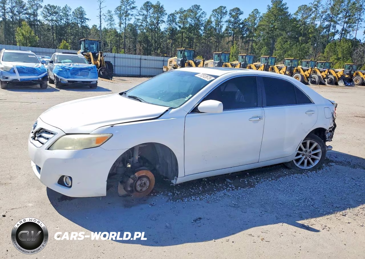 2011 Toyota Camry Xle V6 – zdjęcie 1 z 12