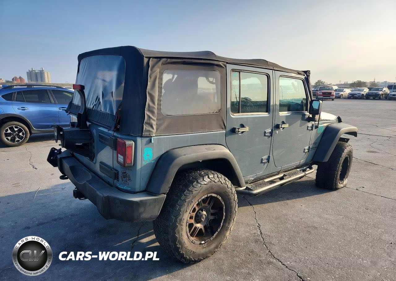 2014 Jeep Wrangler Unlimited Sport VIN:1C4BJWDG1EL107600 - 3