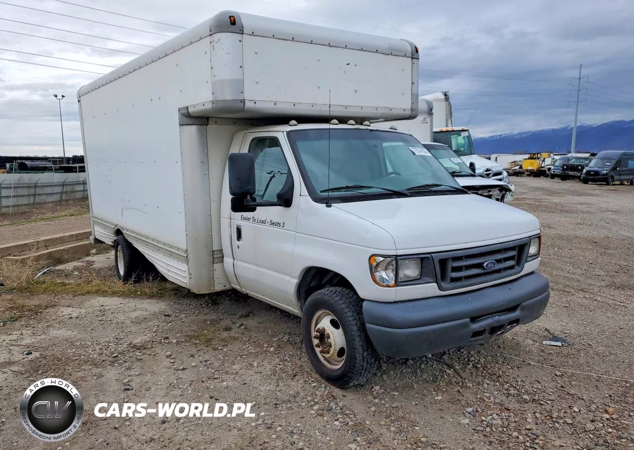 2006 Ford Econoline E450 Super Duty Cutaway Van VIN:1FDXE45S86HA86746 - 4