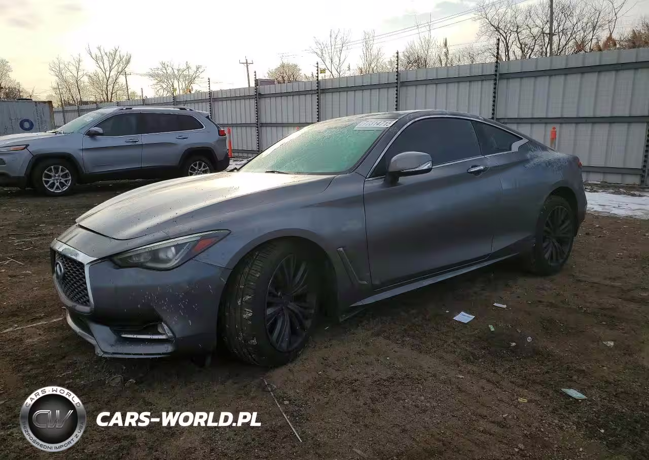 2018 Infiniti Q60 Luxe 300