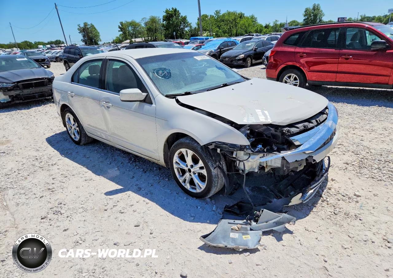 2012 Ford Fusion Se VIN:3FAHP0HG7CR440887 - 4