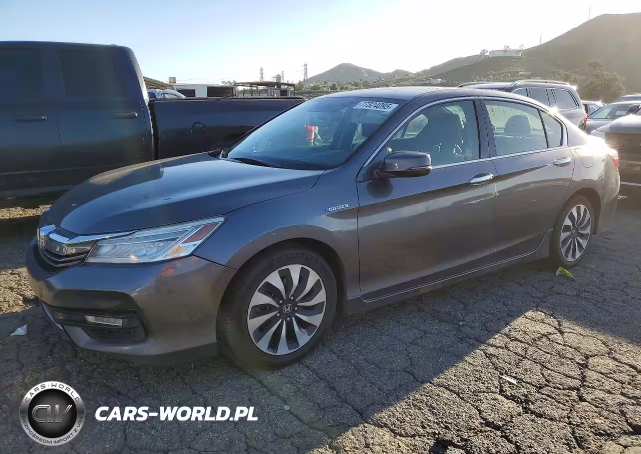 2017 Honda Accord Touring Hybrid