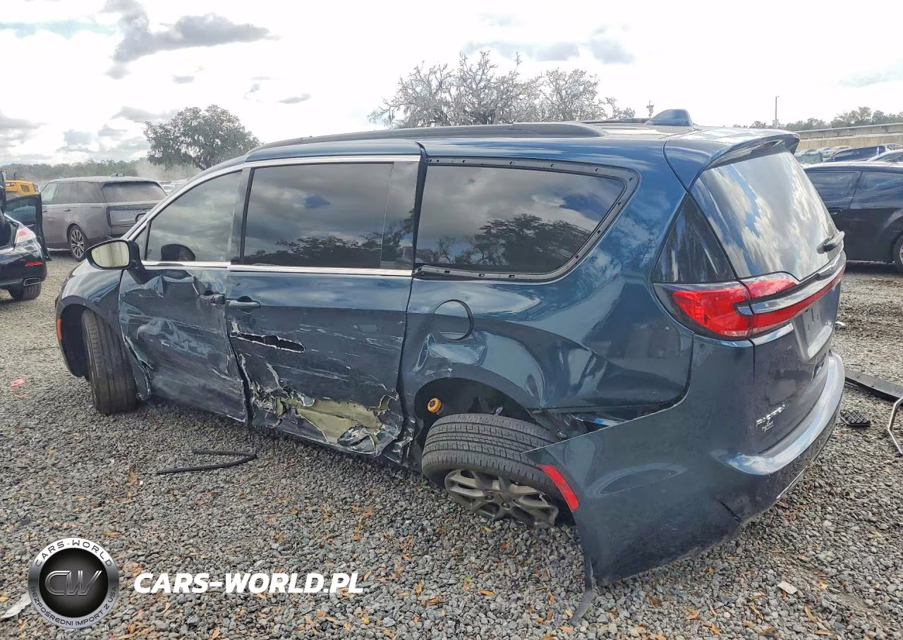 2021 Chrysler Pacifica Touring VIN:2C4RC1FG9MR598741 - 2