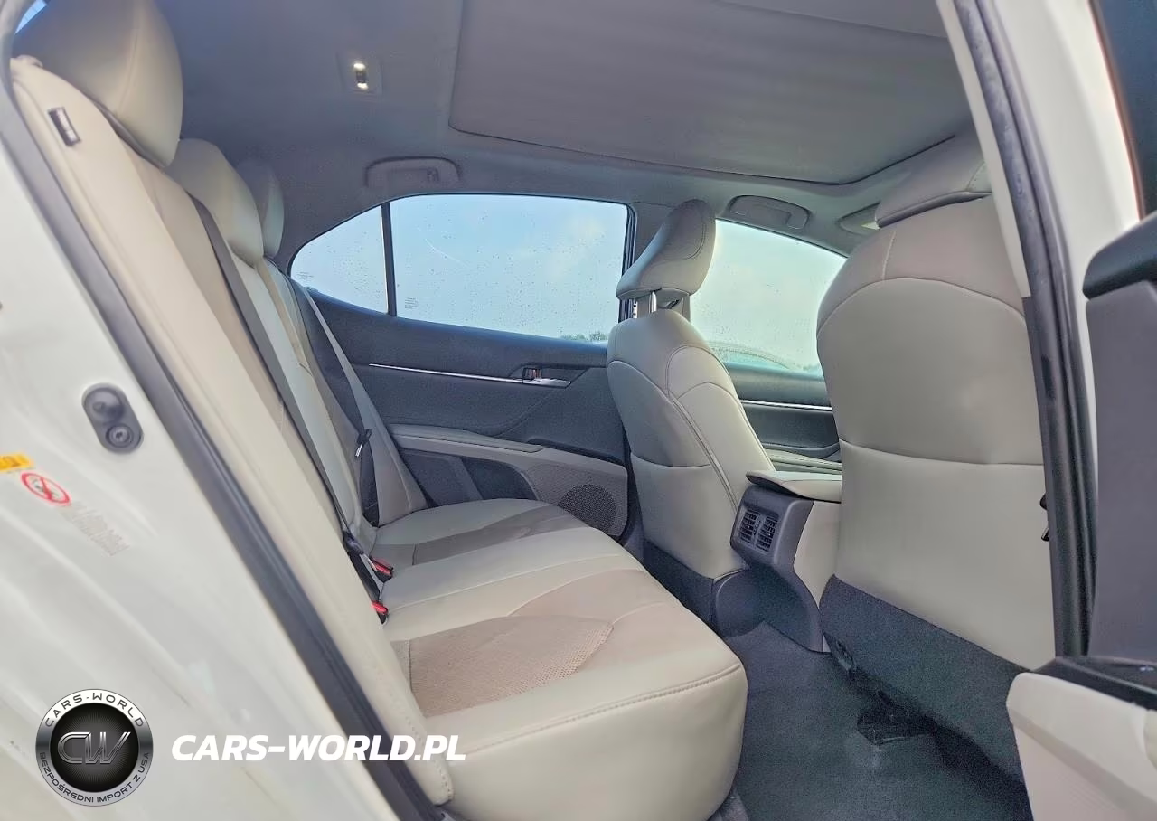 2018 Toyota Camry Xse V6 VIN:4T1BZ1HK0JU013685 - 10