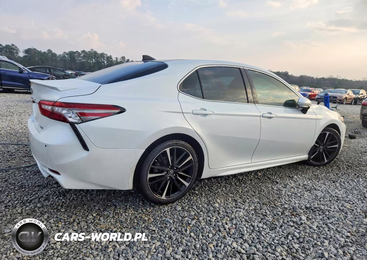 2018 Toyota Camry Xse V6 VIN:4T1BZ1HK0JU013685 - 3