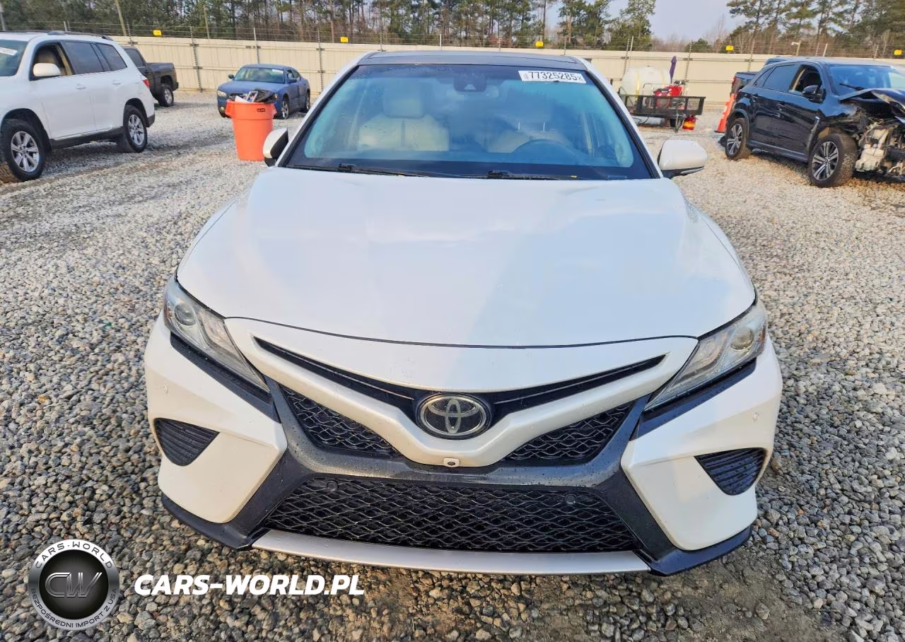 2018 Toyota Camry Xse V6 VIN:4T1BZ1HK0JU013685 - 5