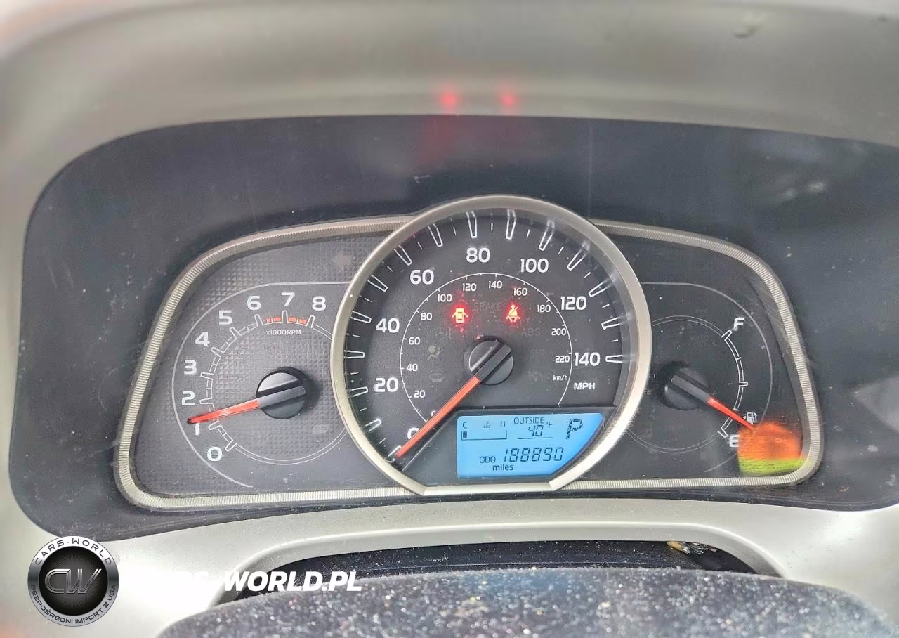 2015 Toyota Rav4 Xle VIN:JTMRFREV8FD129426 - 9