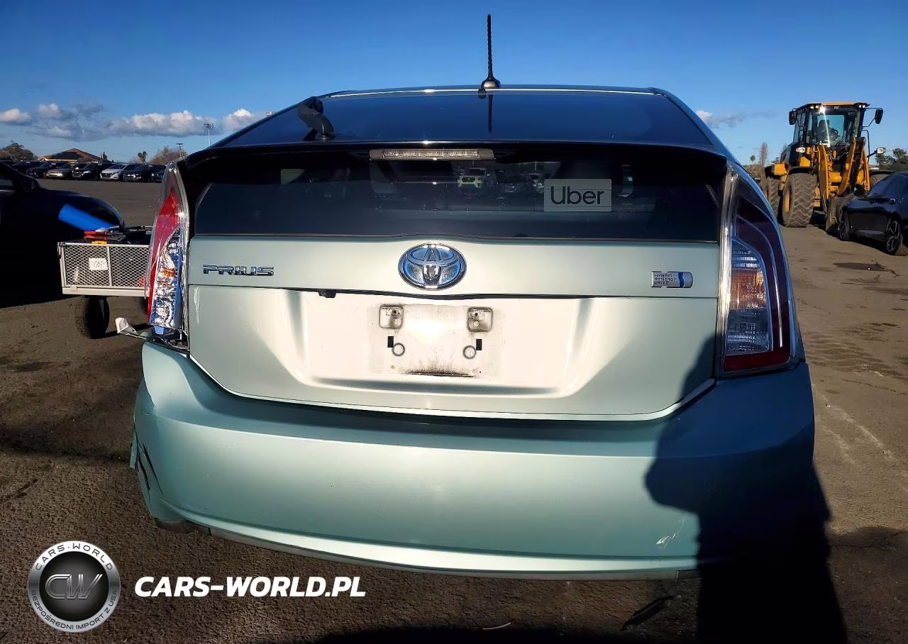 2014 Toyota Prius Four VIN:JTDKN3DU9E1823732 - 6