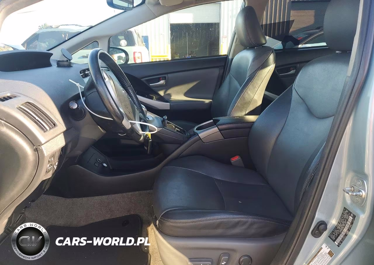 2014 Toyota Prius Four VIN:JTDKN3DU9E1823732 - 7