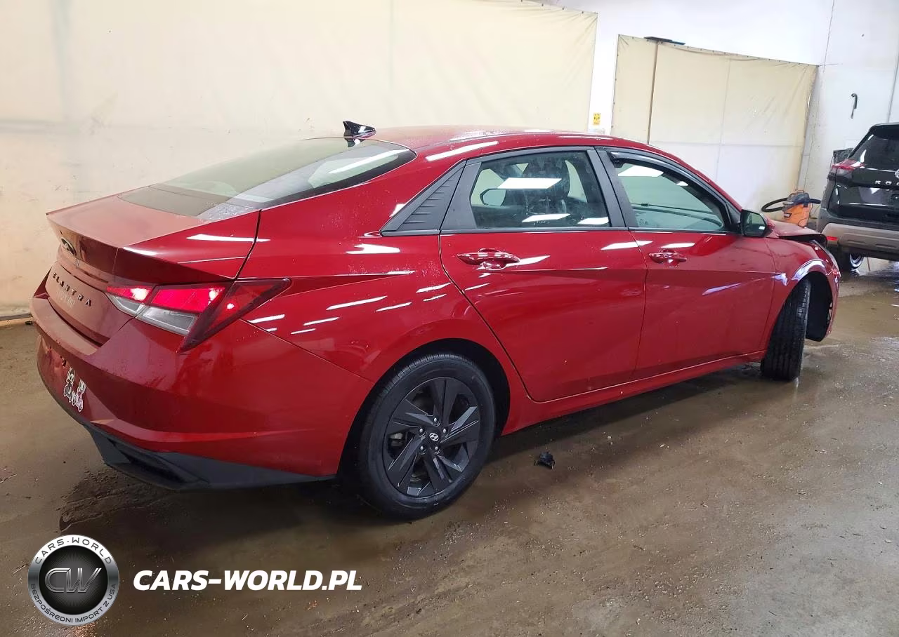 2021 Hyundai Elantra Sel VIN:KMHLM4AG3MU069313 - 3