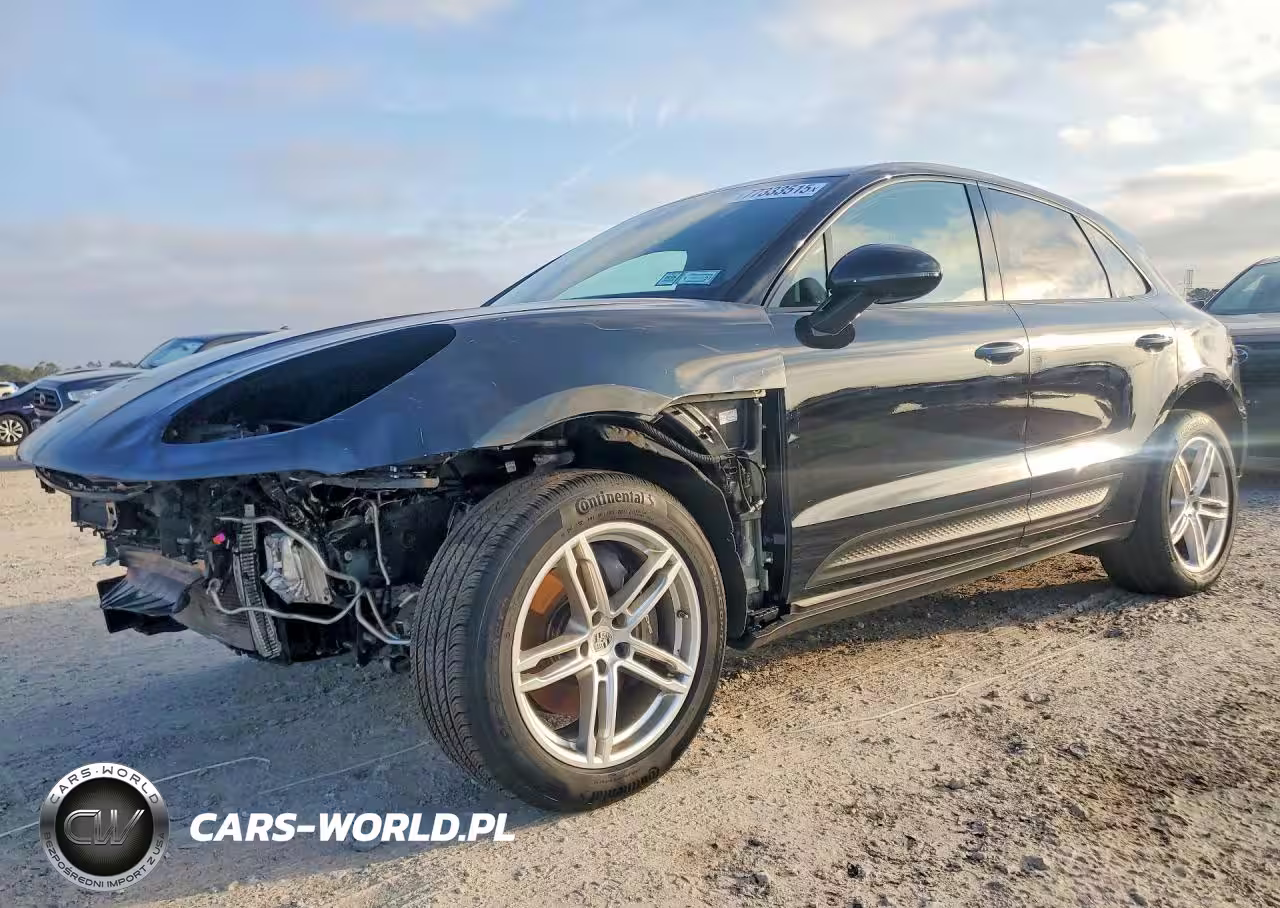 2025 Porsche Macan T