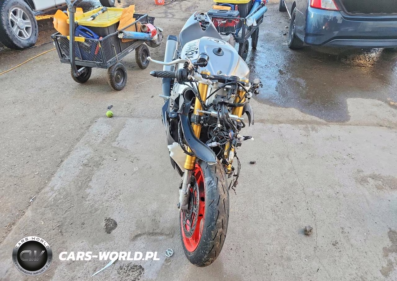 2024 Aprilia Rsv4 1100 VIN:ZD4KYUA0XRS001055 - 2