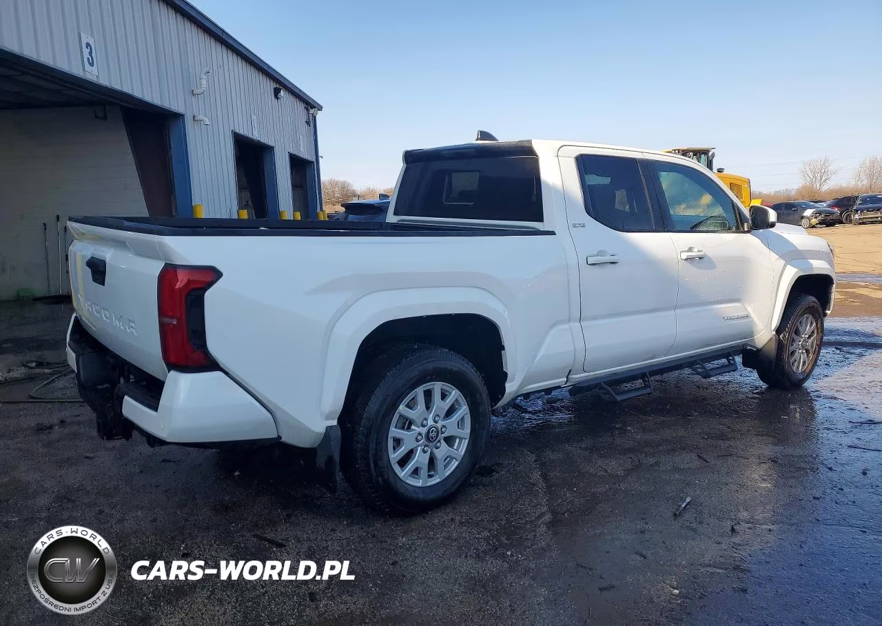 2025 Toyota Tacoma Sr5 VIN:3TMLB5JN5SM198458 - 3