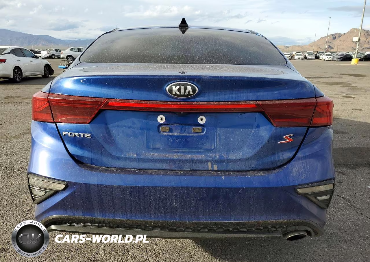 2019 Kia Forte Gt Line VIN:3KPF34AD1KE110141 - 6