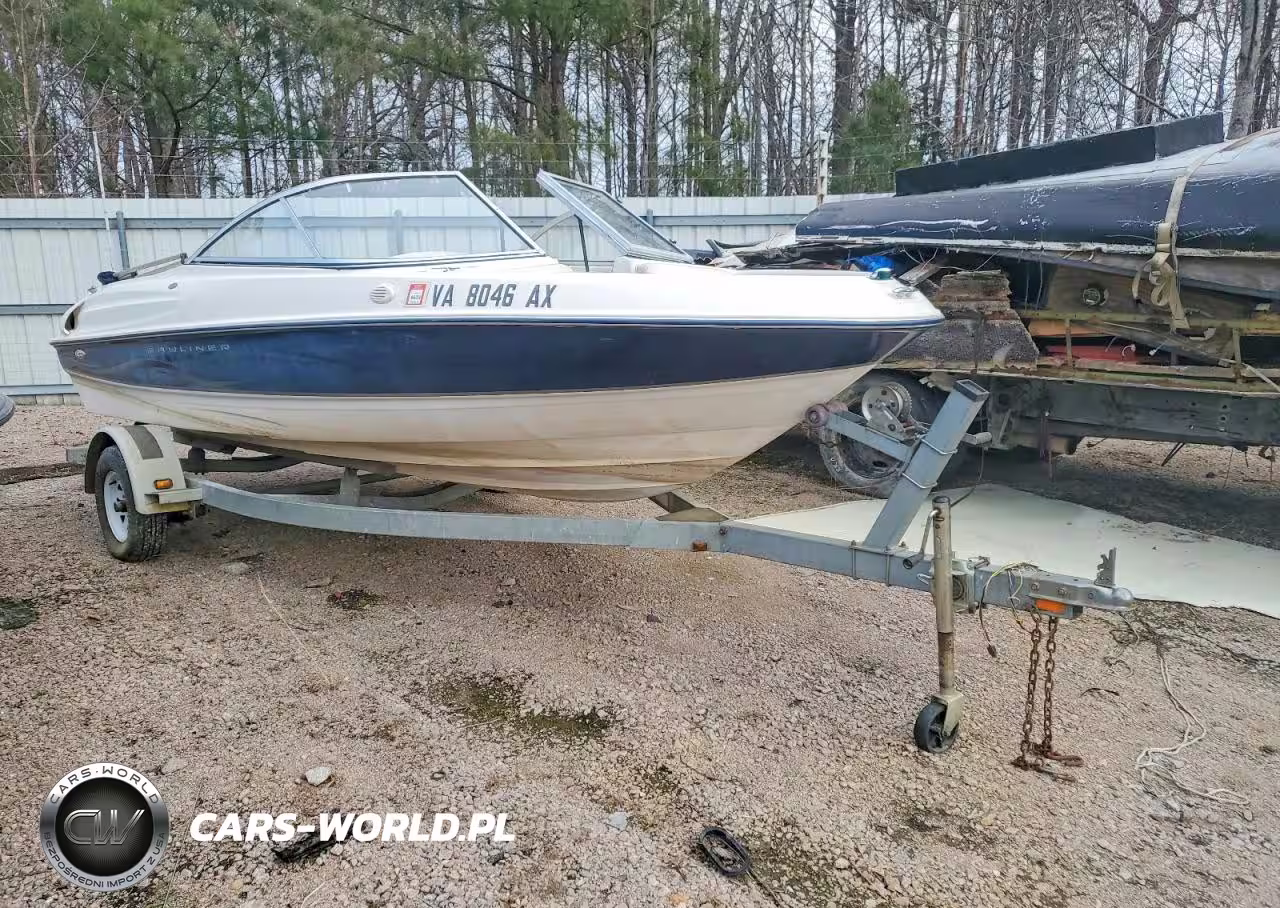2002 Bayliner Boat