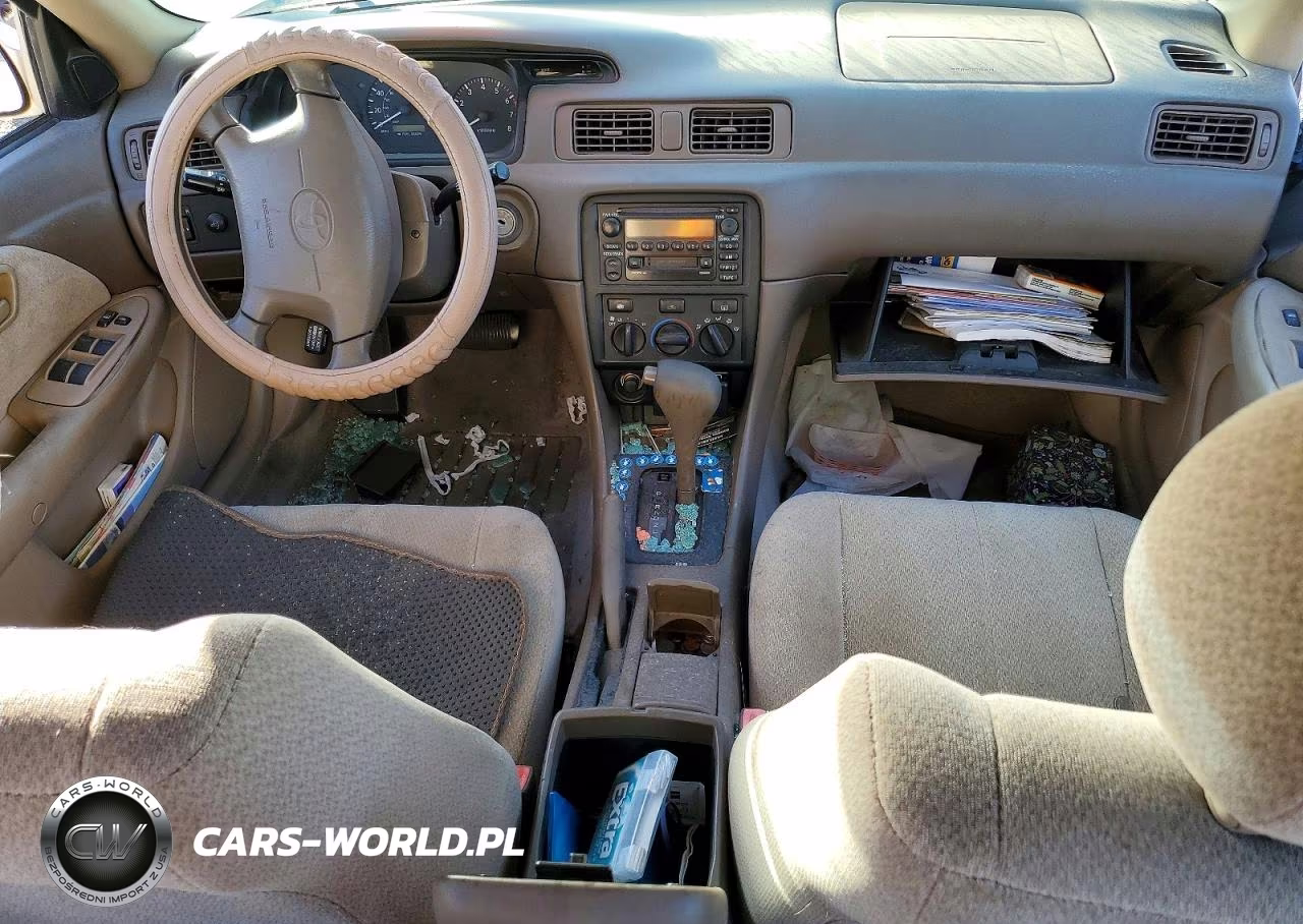 2000 Toyota Camry Le VIN:JT2BG22K8Y0451194 - 8