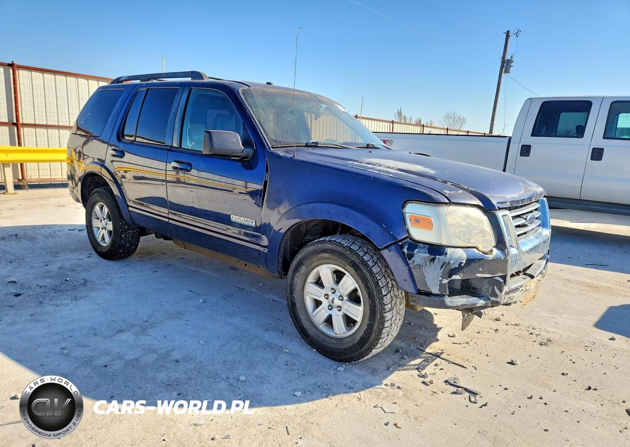 2008 Ford Explorer Xlt VIN:1FMEU63888UB15105 - 4