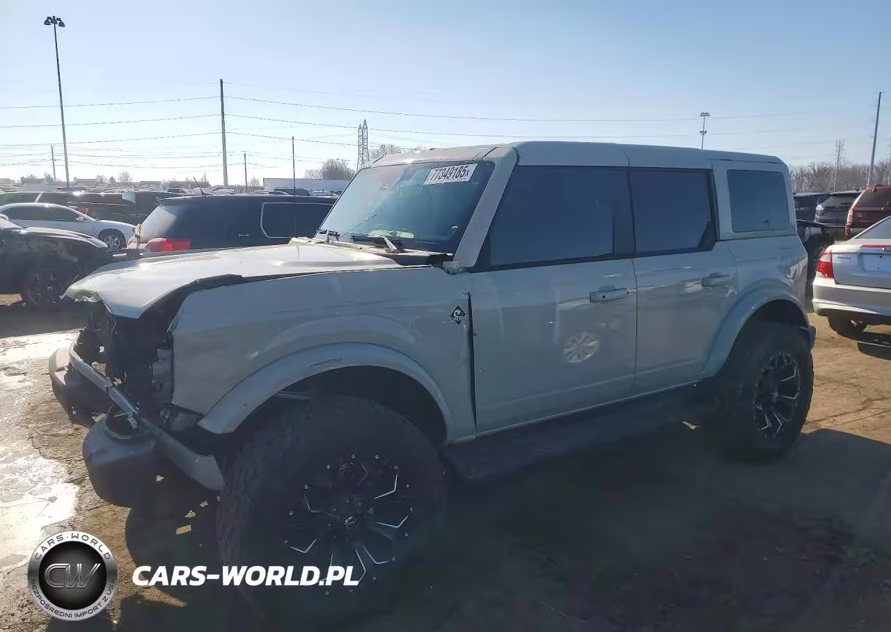2025 Ford Bronco Outer Banks