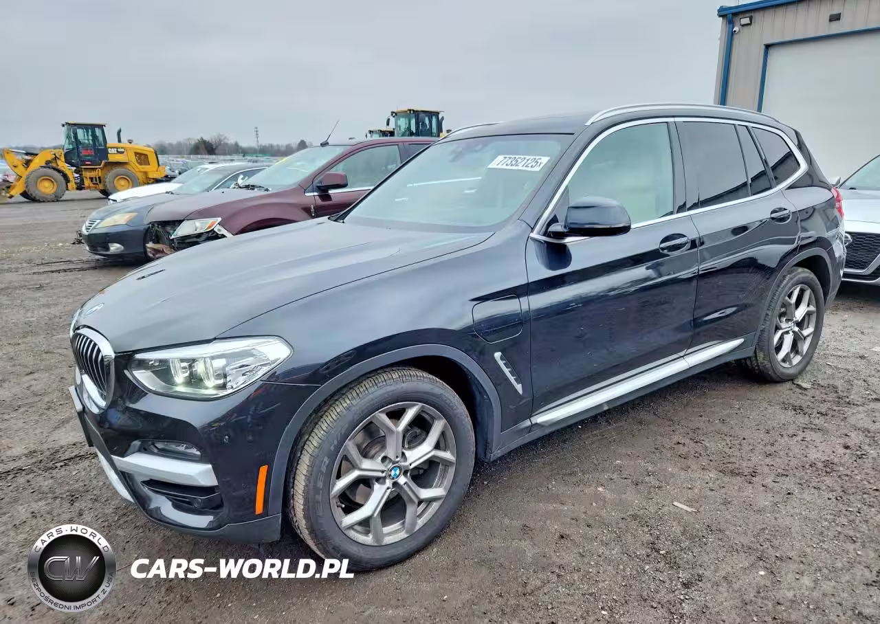 2021 BMW X3 xDrive30E