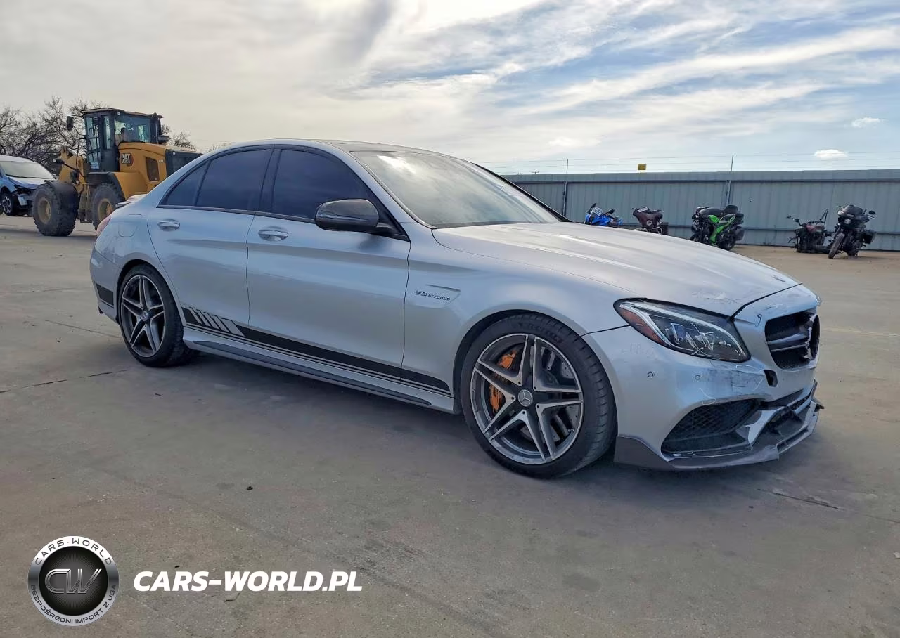 2015 Mercedes-Benz C 63 Amg-S VIN:55SWF8HB0FU077036 - 4