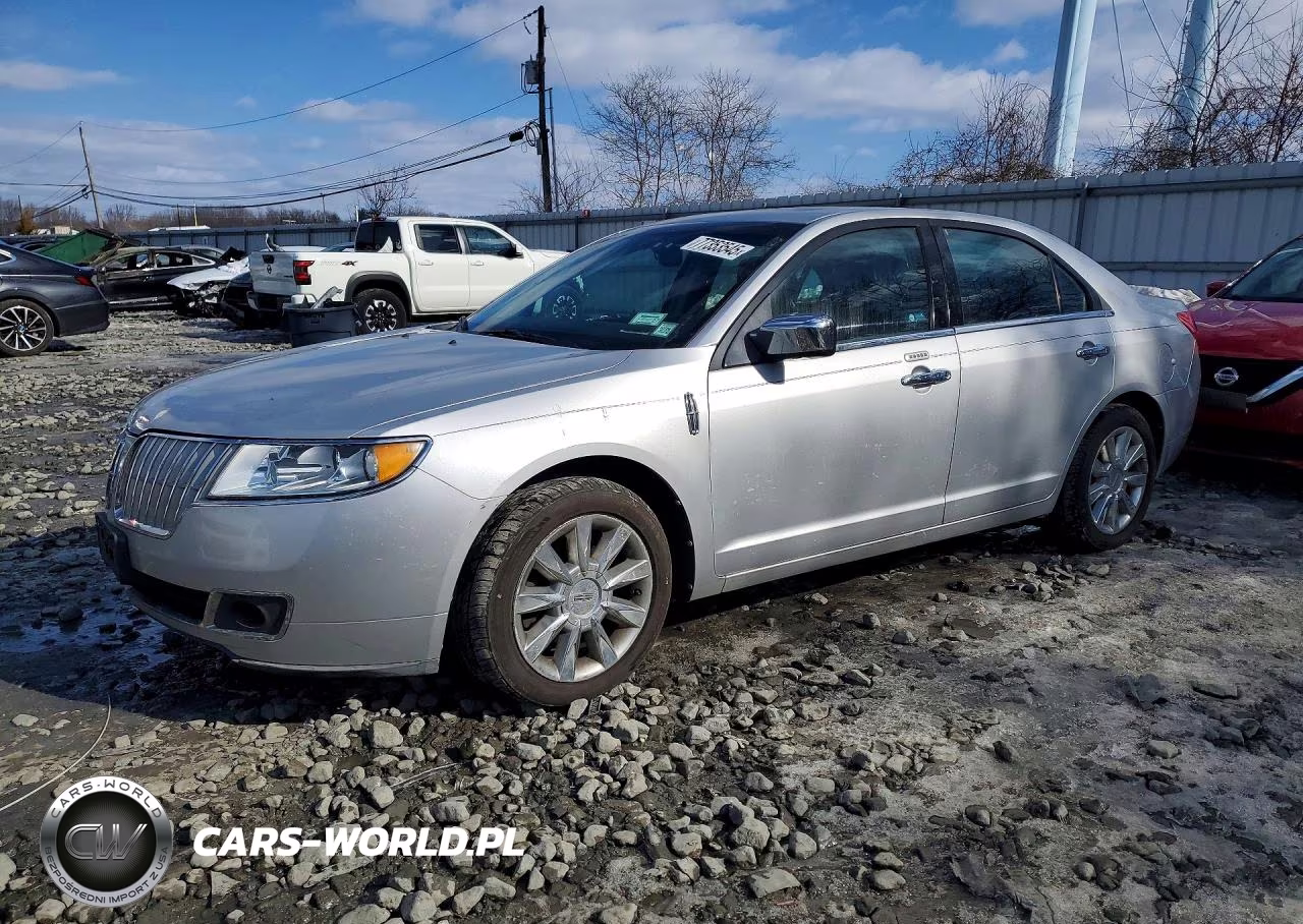 2011 Lincoln Townhouse Mkz