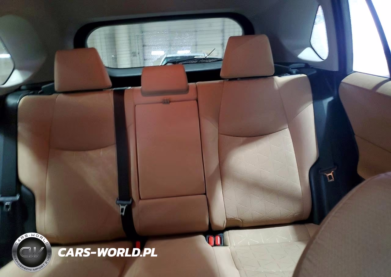 2021 Toyota Rav4 Xle VIN:JTMRWRFV1MD114911 - 10