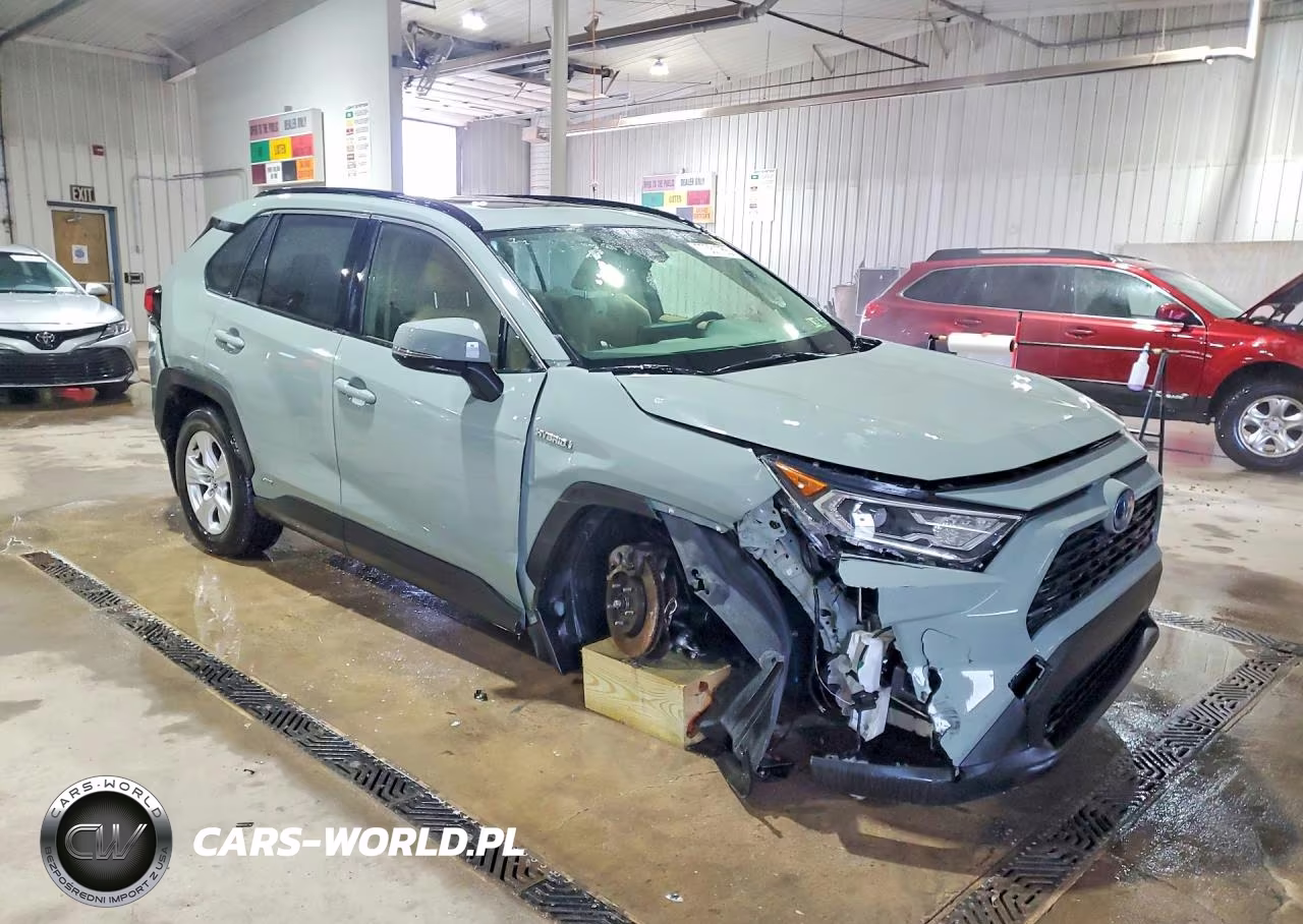 2021 Toyota Rav4 Xle VIN:JTMRWRFV1MD114911 - 4
